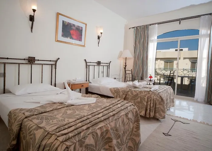 Bella Vista Families And Couples Only Курортный комплекс 4*