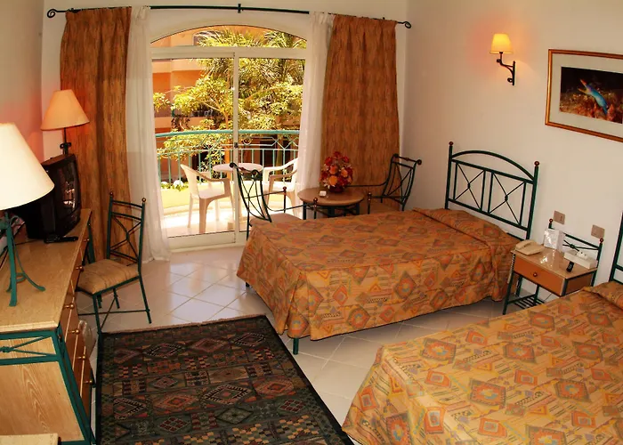 Курортный комплекс Bella Vista Families And Couples Only