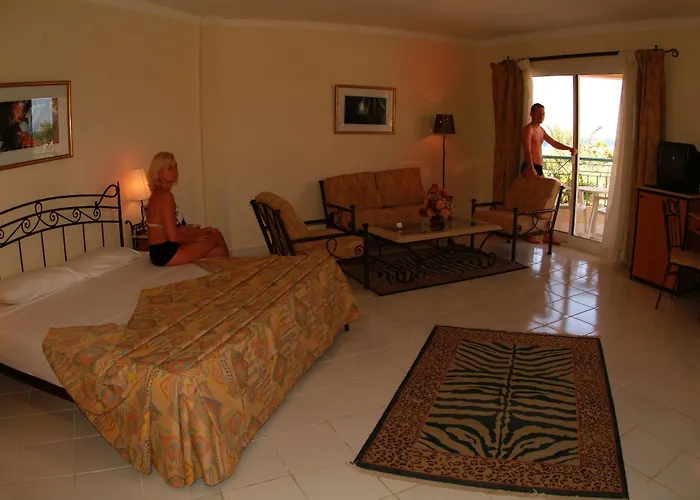 Bella Vista Families And Couples Only 4*
