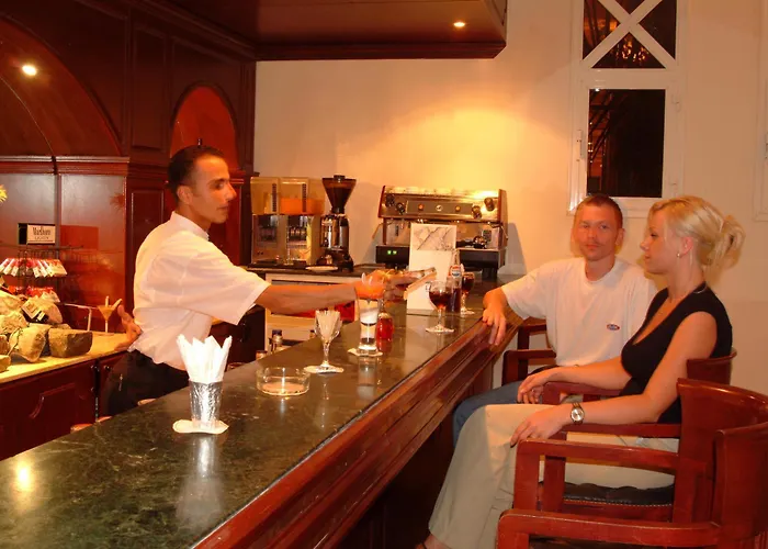 Bella Vista Families And Couples Only 4* Хургада