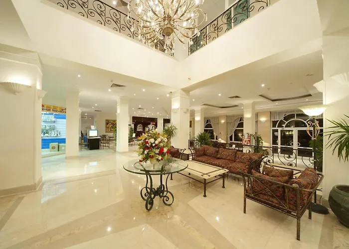 Bella Vista Families And Couples Only 4*