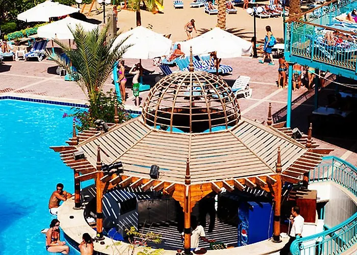 Bella Vista Families And Couples Only 4* Хургада