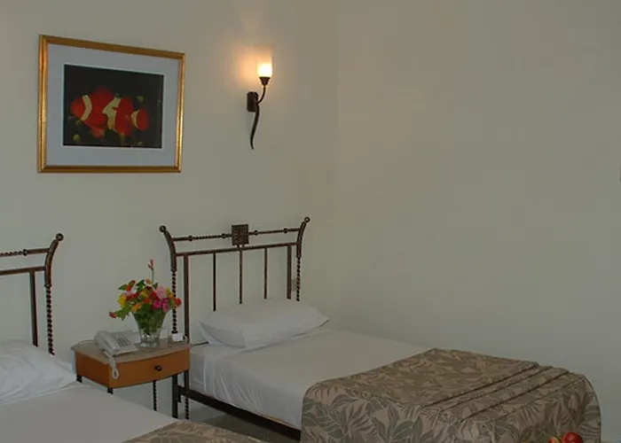 Bella Vista Families And Couples Only 4*