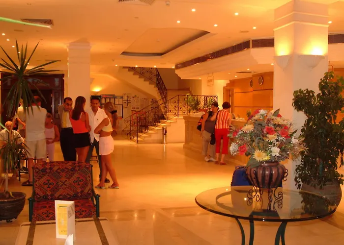 Курортный комплекс Bella Vista Families And Couples Only Хургада
