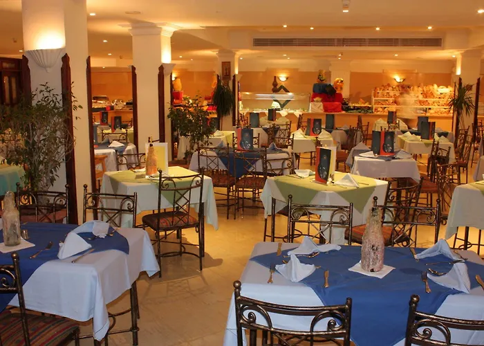 Bella Vista Families And Couples Only Курортный комплекс Хургада