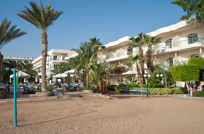 Курортный комплекс Bella Vista Families And Couples Only Хургада